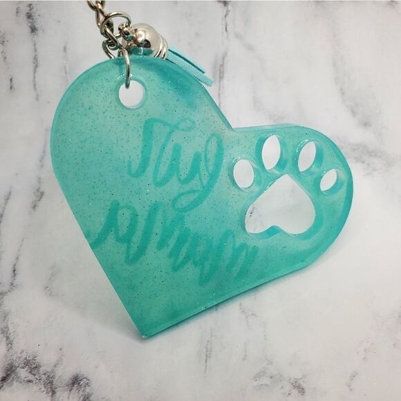 Handmade Fur Mama Resin Keychain - Picture 7 of 10
